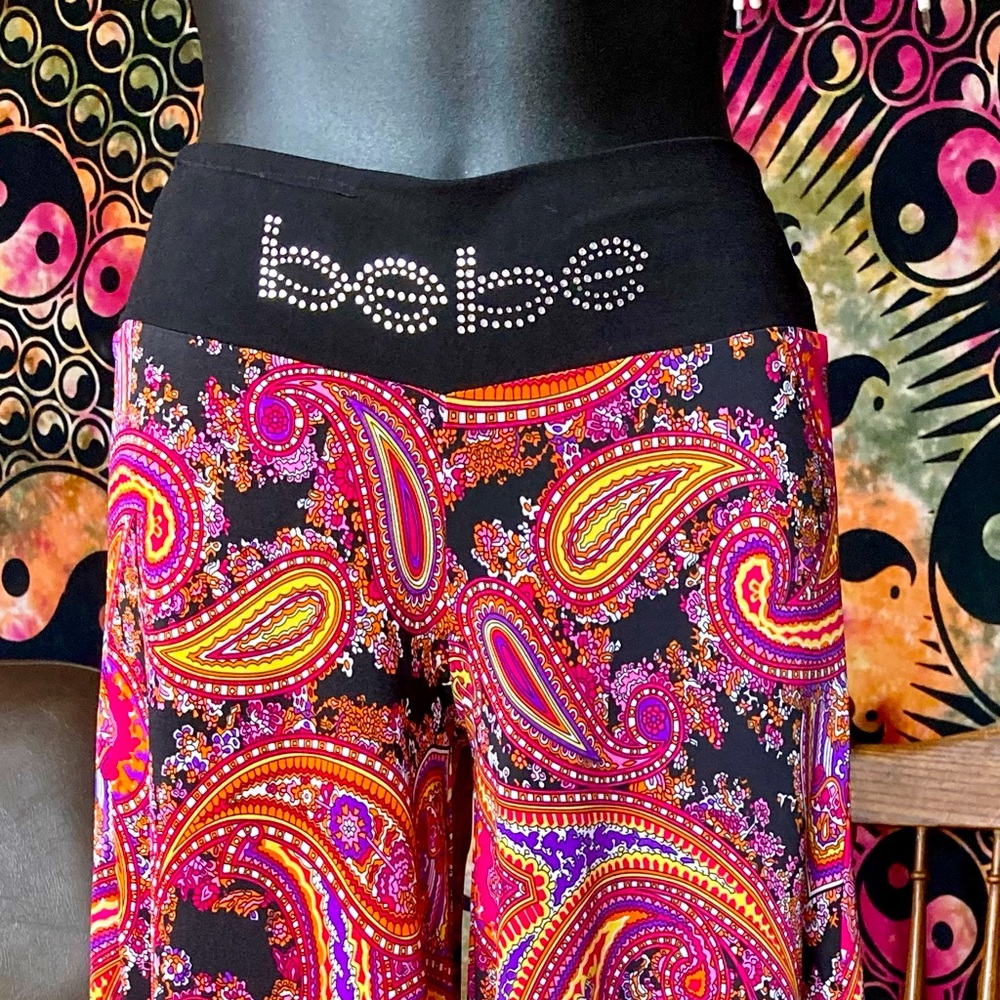 Women’s BeBe  wide leg swing pants xS. Bebe dance pants. Rhinestone waist